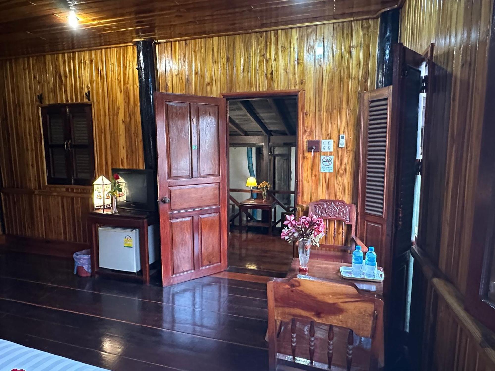 Villa Alounsavath Mekong Riverside Луангпхабанг Экстерьер фото